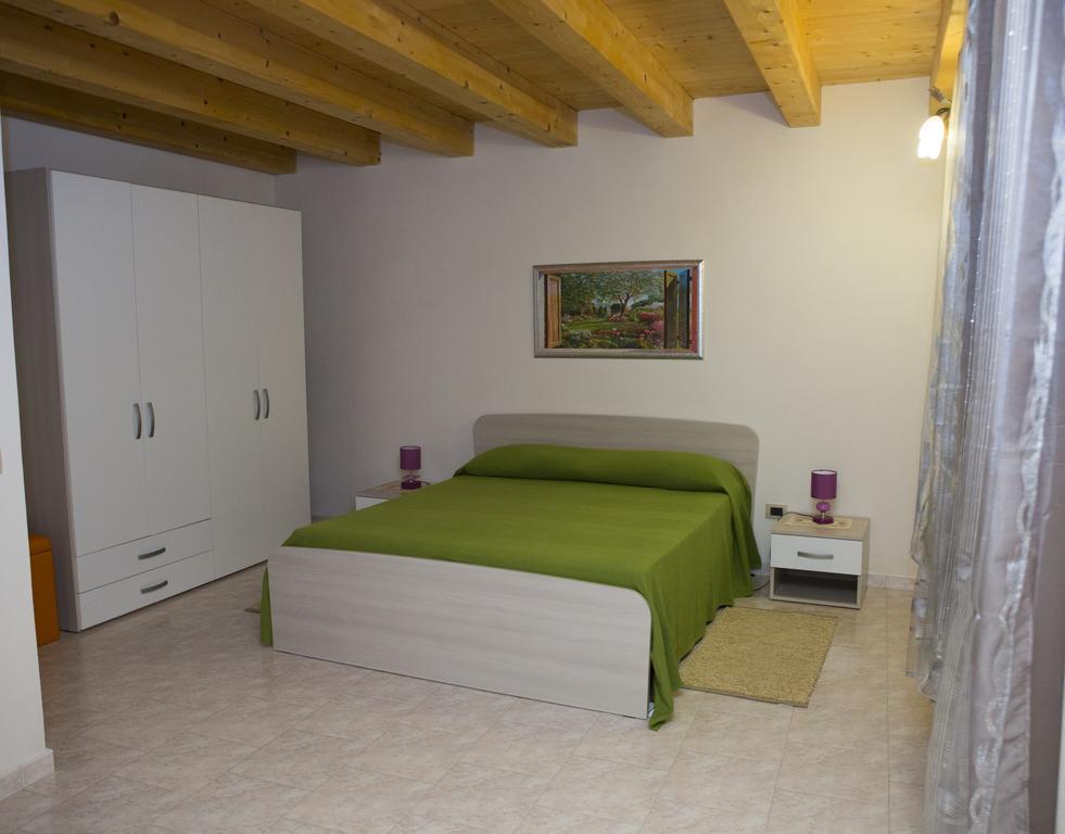 Casa Vacanze Calafarina Pachino Ruang foto