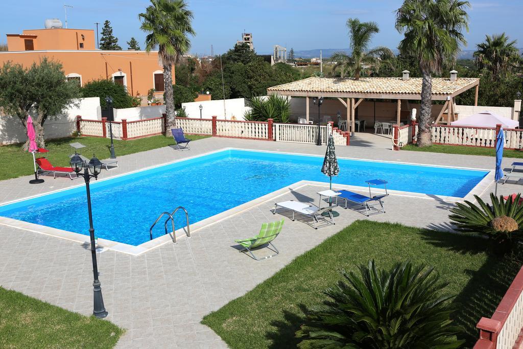 Casa Vacanze Calafarina Pachino Bagian luar foto